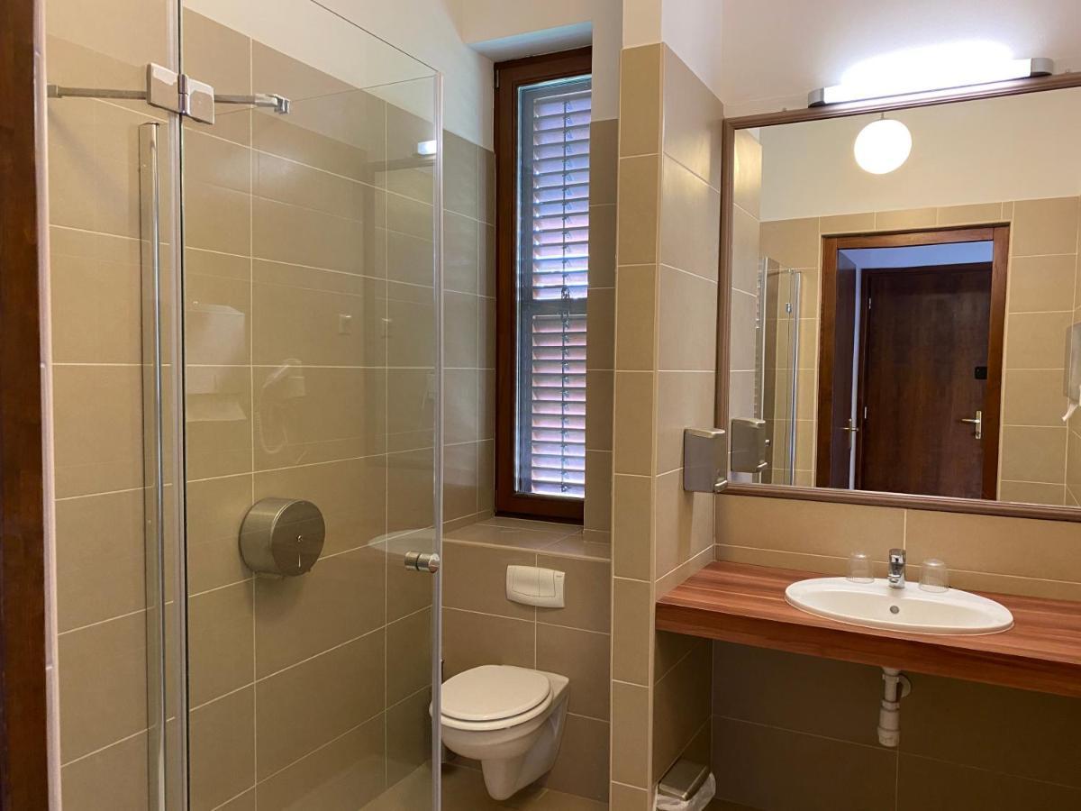 Kakasszeki Vendeghaz Hotel Szekkutas Bagian luar foto